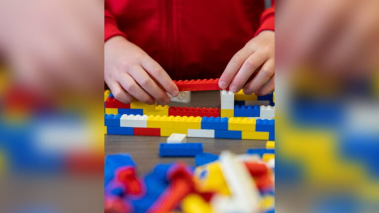 Biebfabriek: Lego in de spotlight (7-12 jaar) — theater in Woerden